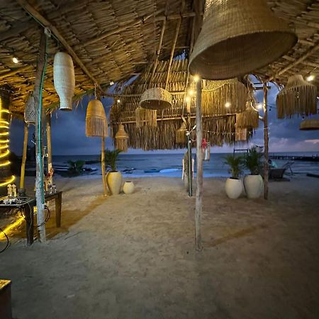 Mistica Island Hostel - Isla Palma Extérieur photo